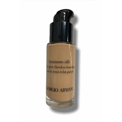 armani-luminous-silk-foundation-fondotinta-liquido-leggero-18ml
